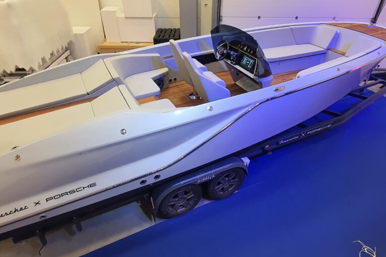 Produktpräsentation Frauscher x Porsche im Museum Angerlehner